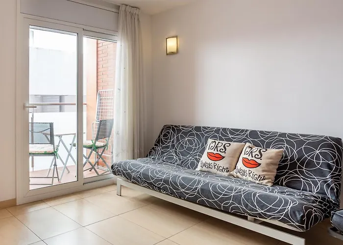 S22 Sa Caleta يوريت دي مار